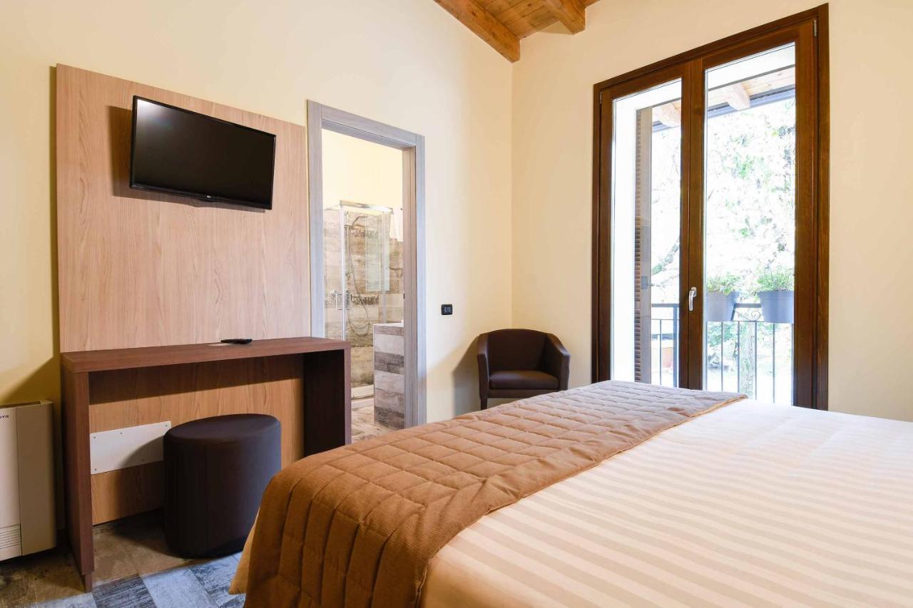 Agriturismo Ippolita Lucchetti Cene Kültér fotó